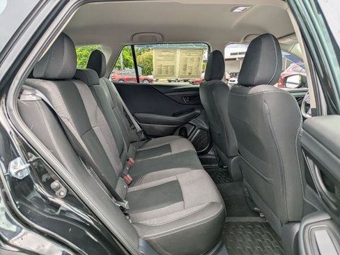 Certified 2025 Subaru Outback AWD/4WD image 28