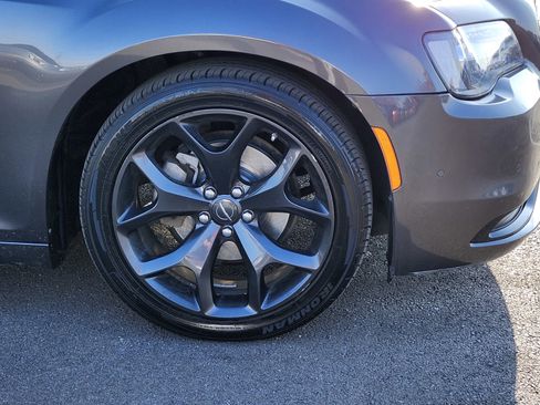 Used 2023 Chrysler 300 S image 11