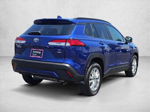 Used 2023 Toyota Corolla Cross LE AWD/4WD image 5