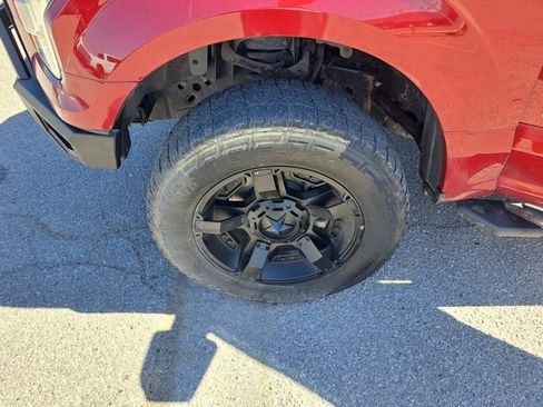 Used 2017 Ford F150 XLT w/ Equipment Group 302A Luxury image 10