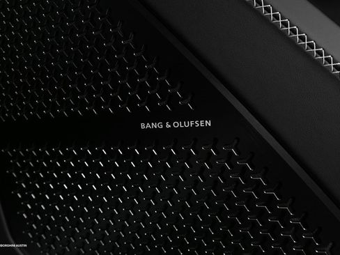 Used 2025 Lamborghini Urus SE image 49