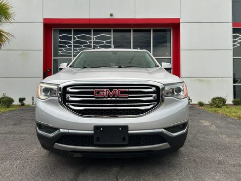 Used 2018 GMC Acadia SLE w/ Driver Alert Package I FWD image 2