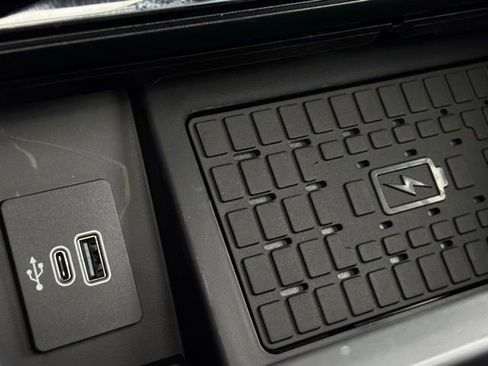 New 2025 Ford F150 Platinum w/ Equipment Group 702A High image 39