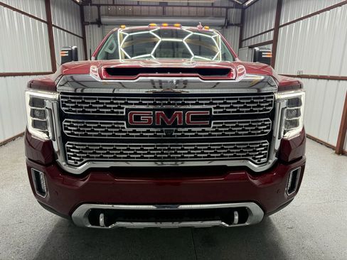 Used 2020 GMC Sierra 3500 Denali w/ Denali Ultimate Package image 2