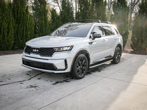 Used 2022 Kia Sorento S w/ Panoramic Sunroof Package image 5