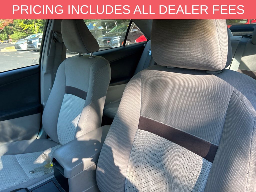 Used 2012 Toyota Camry LE FWD image 26