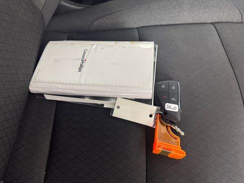 Used 2024 Chevrolet Silverado 2500 LT w/ Convenience Package image 41