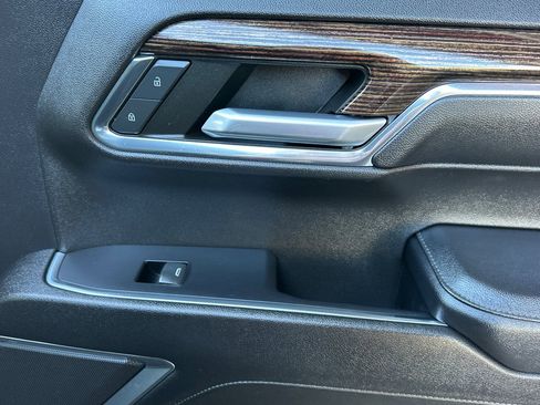 Used 2023 GMC Sierra 1500 Elevation w/ LPO, Elevation Black Package image 21