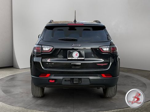 Used 2022 Jeep Compass Trailhawk w/ Trailhawk Elite Group image 6