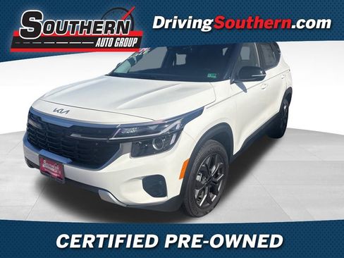 Certified 2024 Kia Seltos S image 1