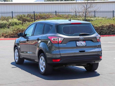Used 2017 Ford Escape S FWD image 5