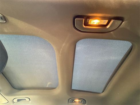 Used 2016 Mercedes-Benz GLA 250 4MATIC image 17