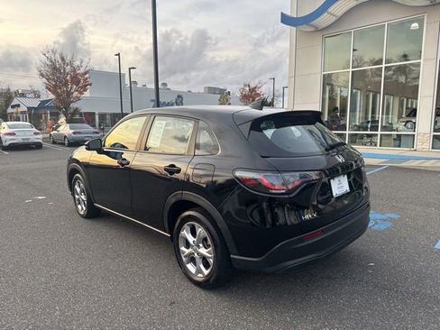 Certified 2023 Honda HR-V LX image 5