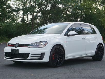 Used 2017 Volkswagen GTI SE