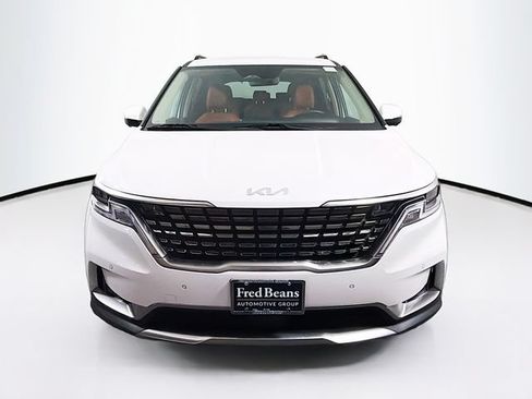 Used 2024 Kia Carnival SX FWD image 2
