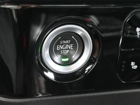 Used 2023 Chevrolet Silverado 1500 RST image 30