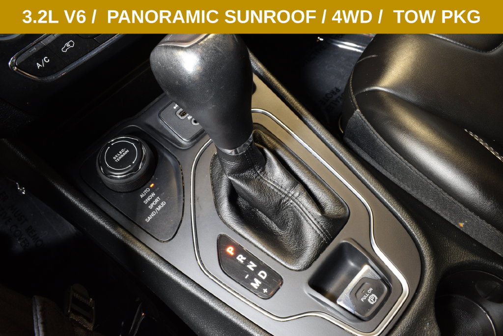Used 2022 Jeep Cherokee Latitude w/ Sun & Sound Group AWD/4WD image 25