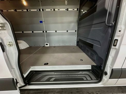 Used 2025 Mercedes-Benz Sprinter 3500 image 26