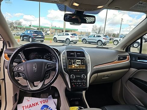 Used 2018 Lincoln MKC Select w/ Select Plus Package image 11