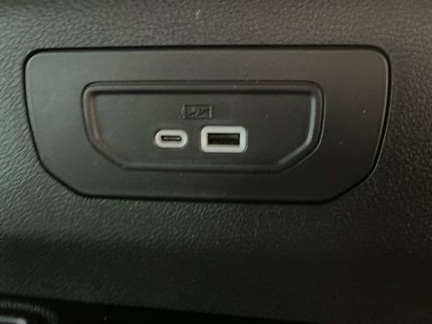 New 2025 Jeep Grand Cherokee L Limited w/ Black Appearance Package image 15