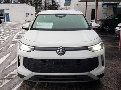 New 2026 Volkswagen Tiguan S image 5