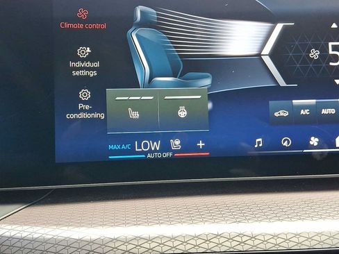 Used 2025 BMW i4 xDrive40i w/ Parking Assistance Package AWD/4WD image 26