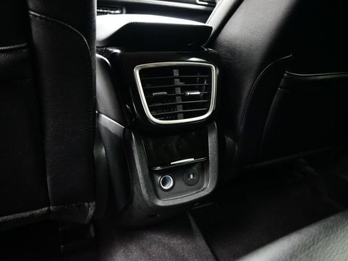 Used 2023 Lincoln Nautilus FWD w/ Premium Package image 30