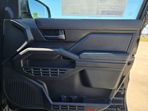 New 2026 Toyota Tacoma SR AWD/4WD image 23