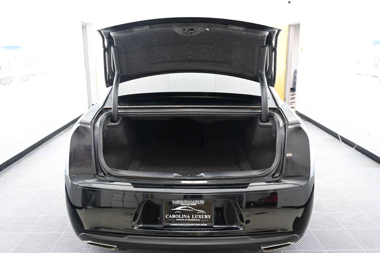 Used 2021 Chrysler 300 Touring L RWD image 37