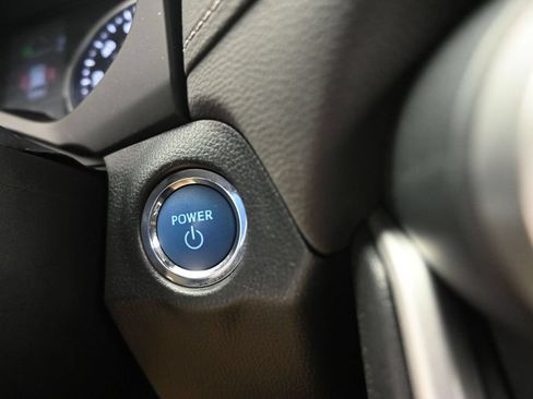Used 2021 Toyota RAV4 XLE w/ Convenience Package AWD/4WD image 24
