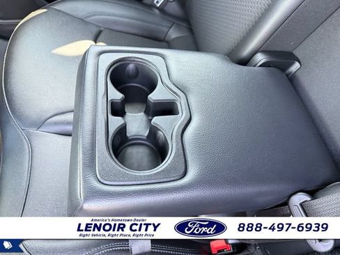 Used 2024 Jeep Compass Latitude AWD/4WD image 14
