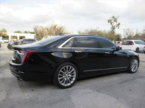 Used 2020 Cadillac CT6 Luxury image 4