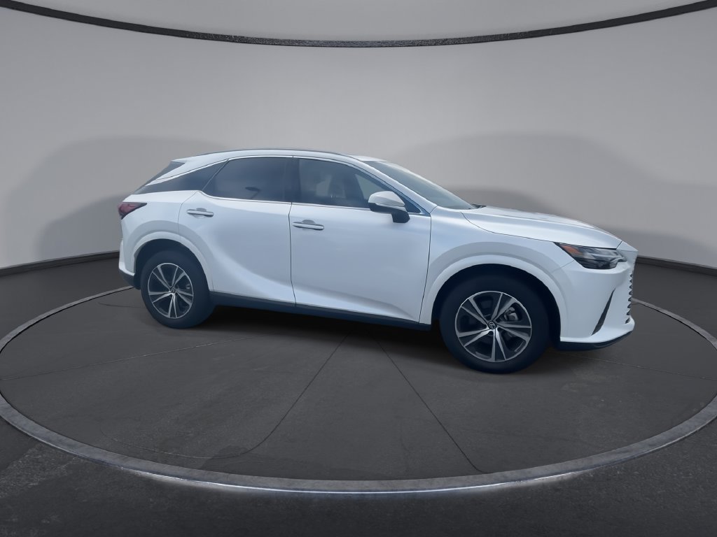Used 2026 Lexus RX 350 FWD image 2
