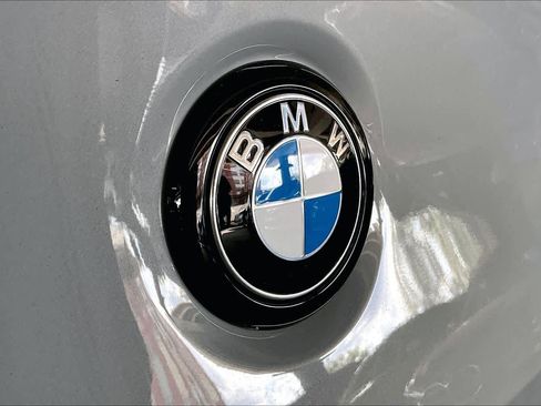 Used 2025 BMW X4 xDrive30i w/ Premium Package image 30