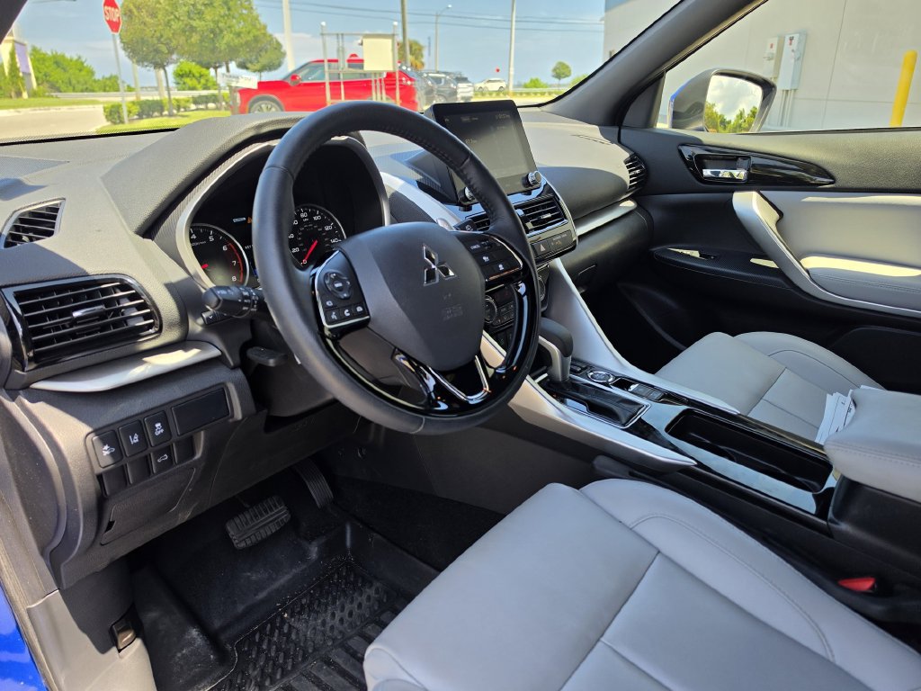 Used 2025 Mitsubishi Eclipse Cross SEL AWD/4WD image 15