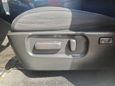 Used 2021 Toyota Tacoma SR5 RWD image 14