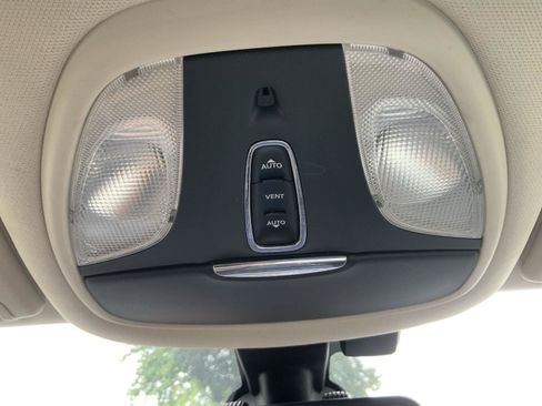 Used 2016 Chrysler 200 Limited w/ Anniversary Edition FWD image 40