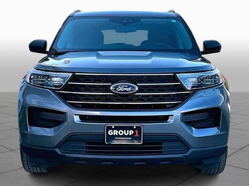 Used 2024 Ford Explorer XLT image 6