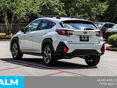 Used 2025 Subaru Crosstrek 2.5i Premium AWD/4WD image 8
