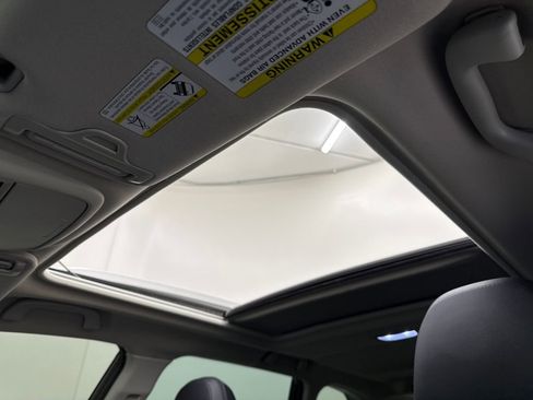 Certified 2022 Subaru Forester Touring w/ Popular Package #3 image 22