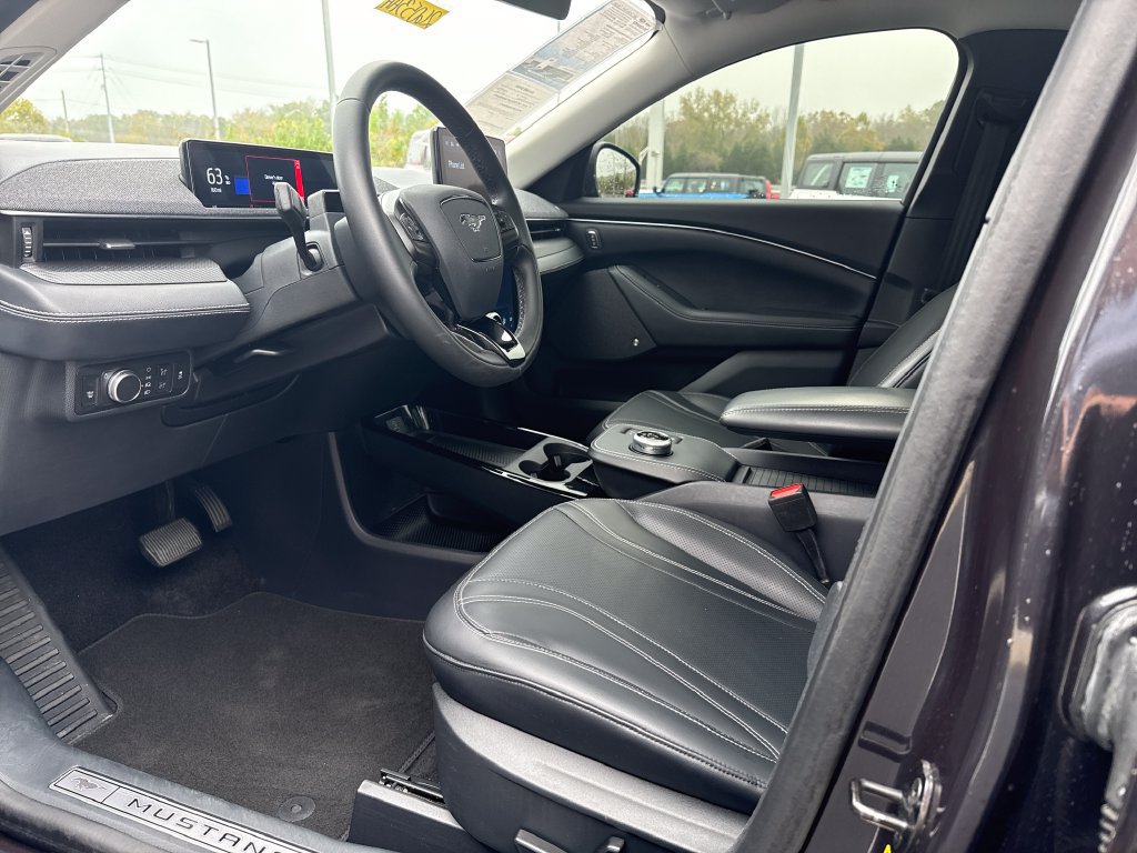 Used 2022 Ford Mustang Mach-E Premium AWD/4WD image 12