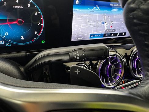 Used 2022 Mercedes-Benz GLA 250 4MATIC image 21