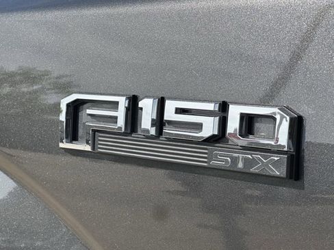 Used 2020 Ford F150 XL w/ Equipment Group 101A Mid RWD image 9