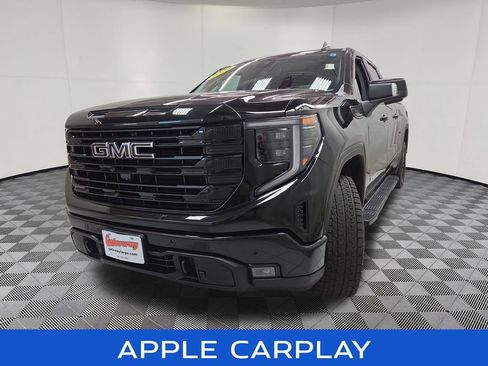 Used 2024 GMC Sierra 1500 Elevation w/ Elevation Premium Package AWD/4WD image 7