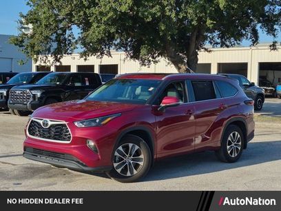 Used 2025 Toyota Highlander XLE