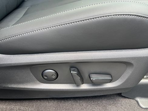New 2027 INFINITI QX60 Luxe w/ Cargo Package FWD image 16