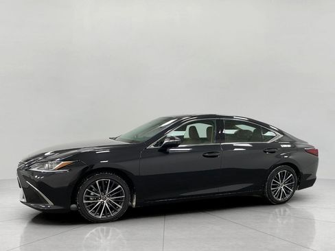 Certified 2025 Lexus ES 350 w/ Premium Package image 9