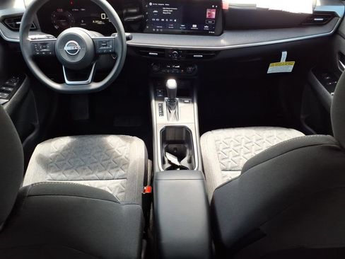 Used 2026 Nissan Kicks SV FWD image 10