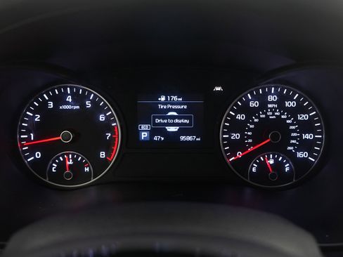 Used 2020 Kia Optima LX image 24