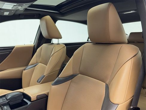Used 2021 Lexus ES 350 w/ Premium Package image 34